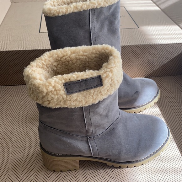Womens Sherpa Collar Fold Over Ankle Winter Boots Faux Suede Gray EUR 40 - Picture 2 of 7